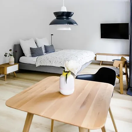 Louis & Louise & Lofts Am I Digital Check In