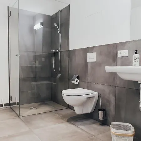 Louis & Louise & Lofts Am I Digital Check In 4*