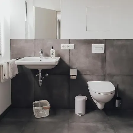 Louis & Louise & Lofts Am I Digital Check In 아파트호텔 4*