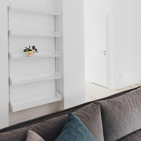 Louis & Louise & Lofts Am I Digital Check In Aparthotel 4*