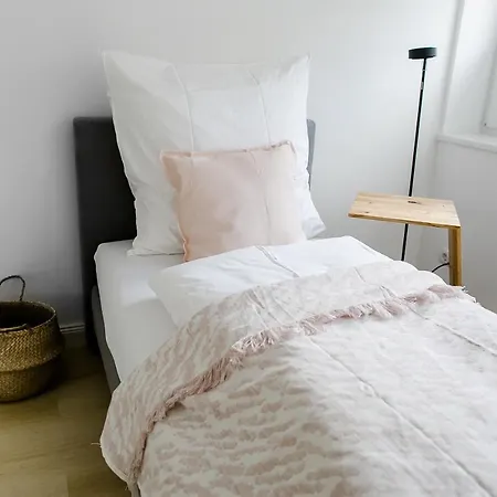 Louis & Louise & Lofts Am I Digital Check In 4*