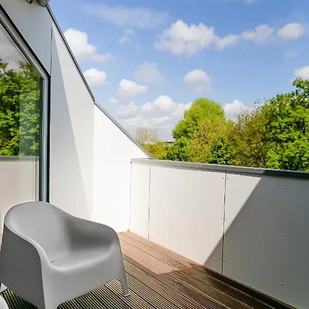 Louis & Louise & Lofts Am I Digital Check In Apart-hotel