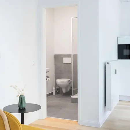Louis & Louise & Lofts Am I Digital Check In Aparthotel 4*