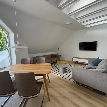 Louis & Louise & Lofts Am I Digital Check In Aparthotel 4*