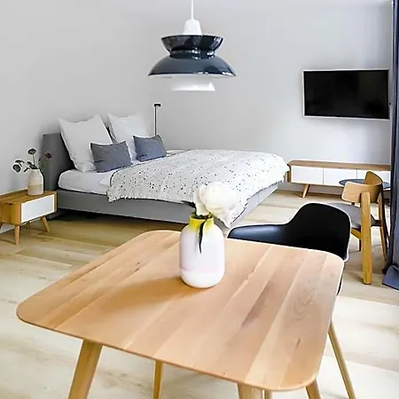 Louis & Louise & Lofts Am I Digital Check In Apartmanhotel 4*