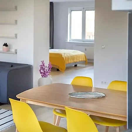 Louis & Louise & Lofts Am I Digital Check In 4* Bremen