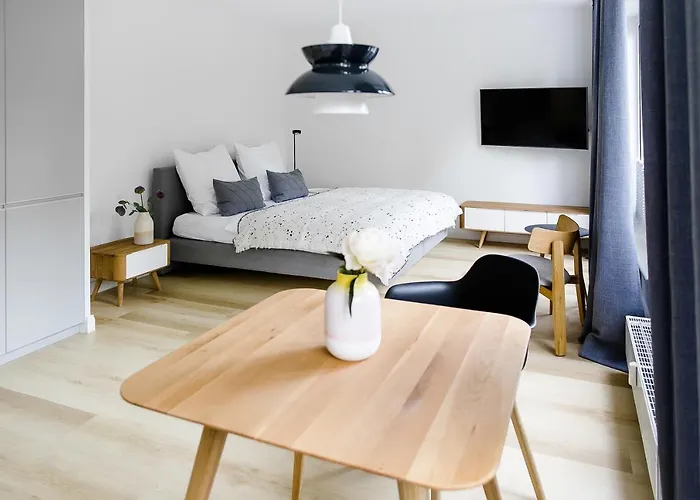 Louis & Louise & Lofts Am I Digital Check In