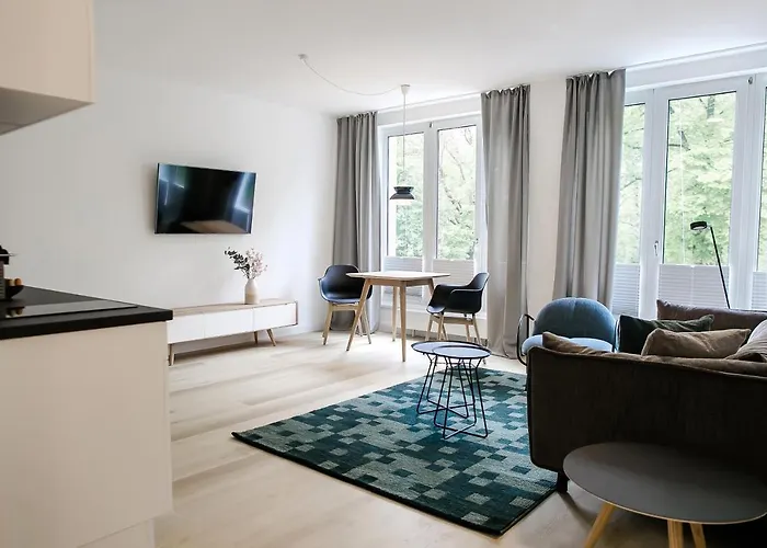 Louis & Louise & Lofts Am I Digital Check In